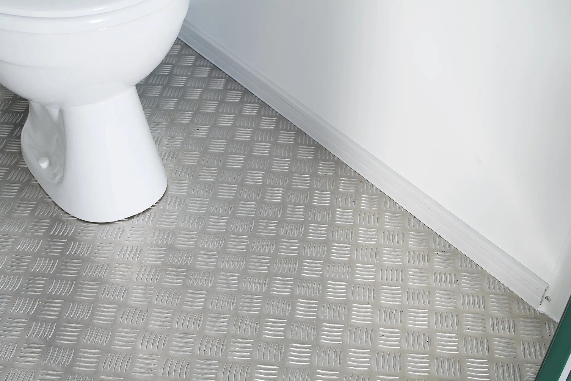 Double Mains Toilet