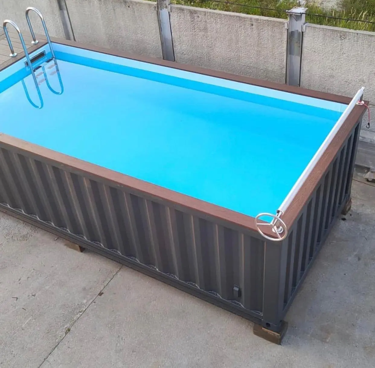 Container Swimming Pools